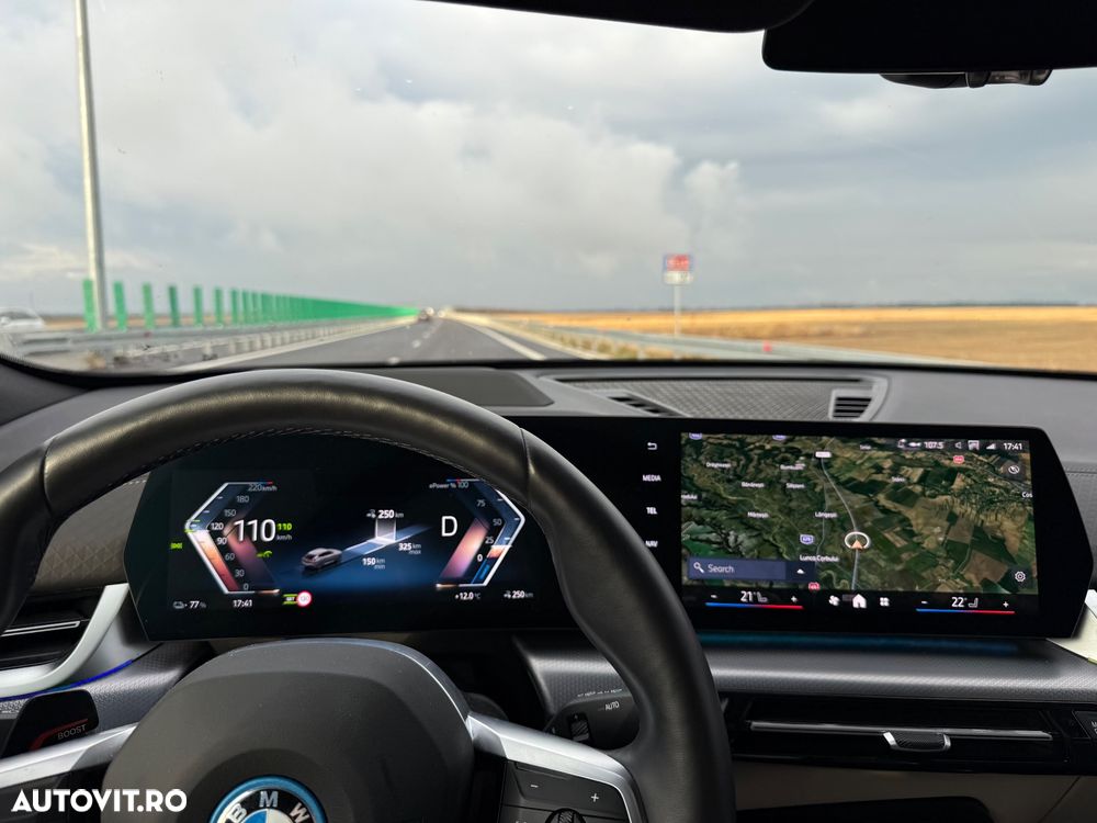 BMW iX2 xDrive30 - 13