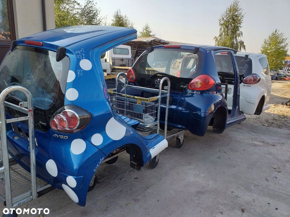 Toyota AYGO I Boczek drzwi lewy przód 5D klamka rączka - 5