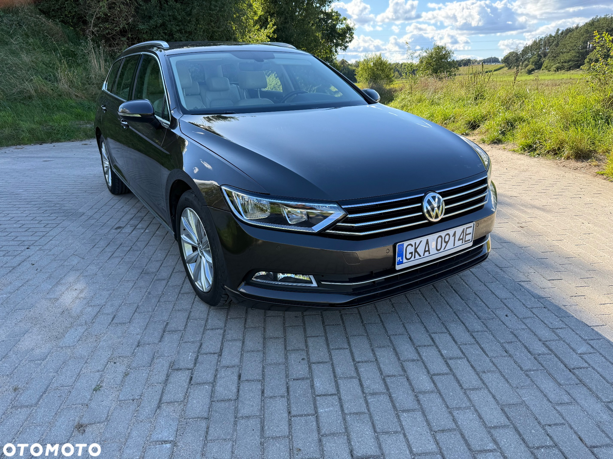 Volkswagen Passat Variant 1.6 TDI (BlueMotion Technology) DSG Comfortline - 3