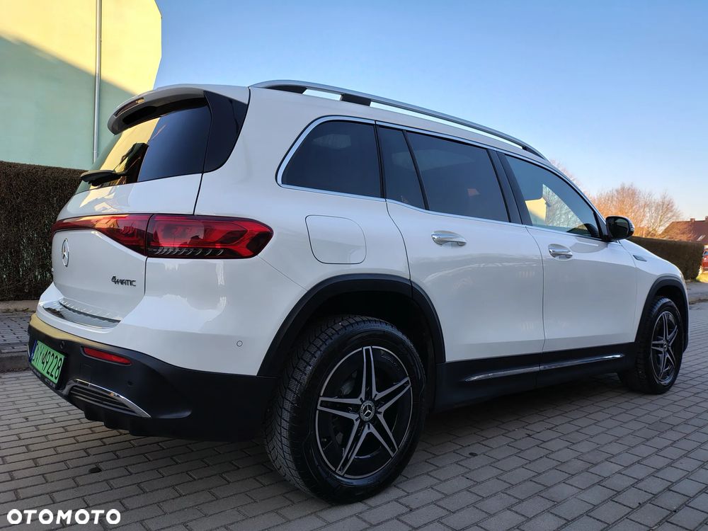 Mercedes-Benz EQB 300 4Matic AMG Line - 12