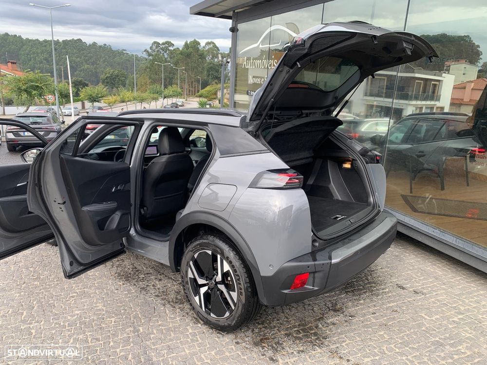 Peugeot 2008 1.5 BlueHDi Allure EAT8 - 12