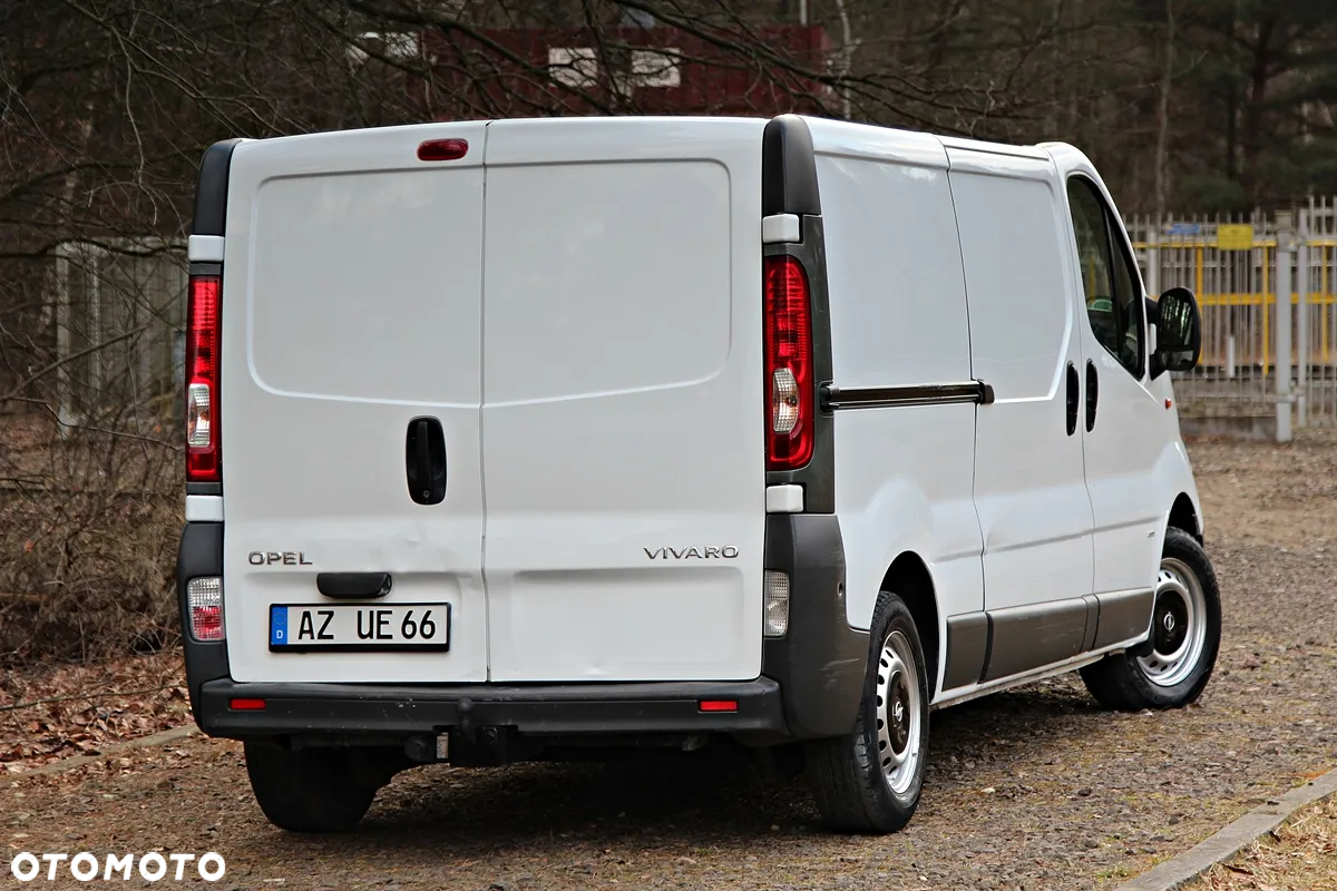Opel Viwaro - 11