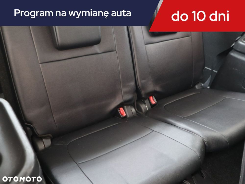 Mitsubishi Outlander - 22