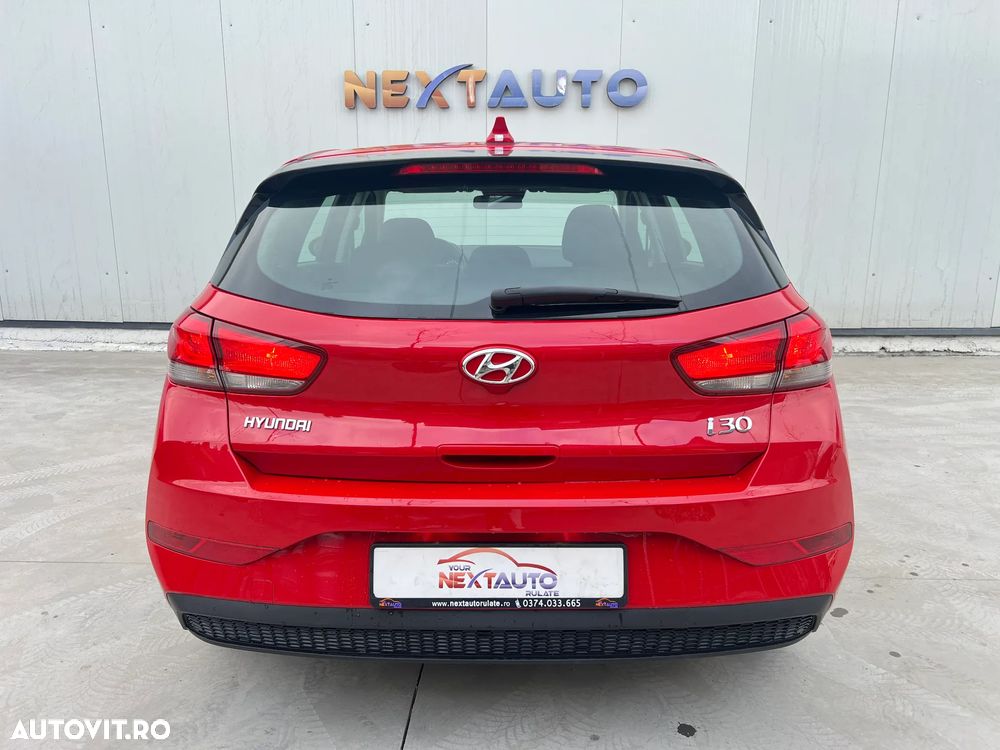 Hyundai i30 1.5 110CP 5DR M/T Comfort - 22