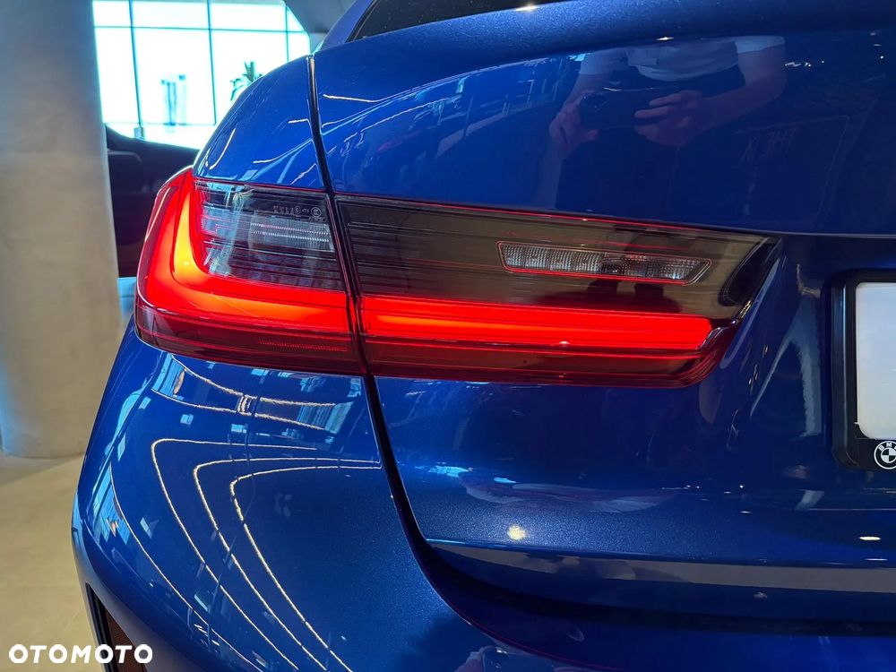 BMW Seria 3 320i M Sport sport - 9