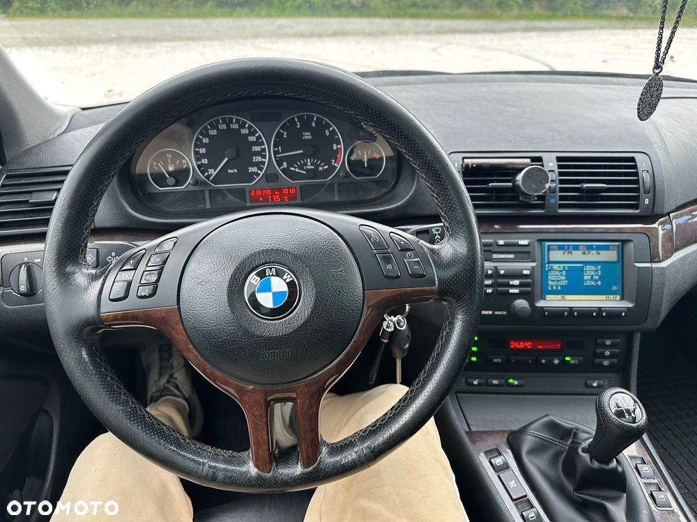 BMW Seria 3 330xi - 20
