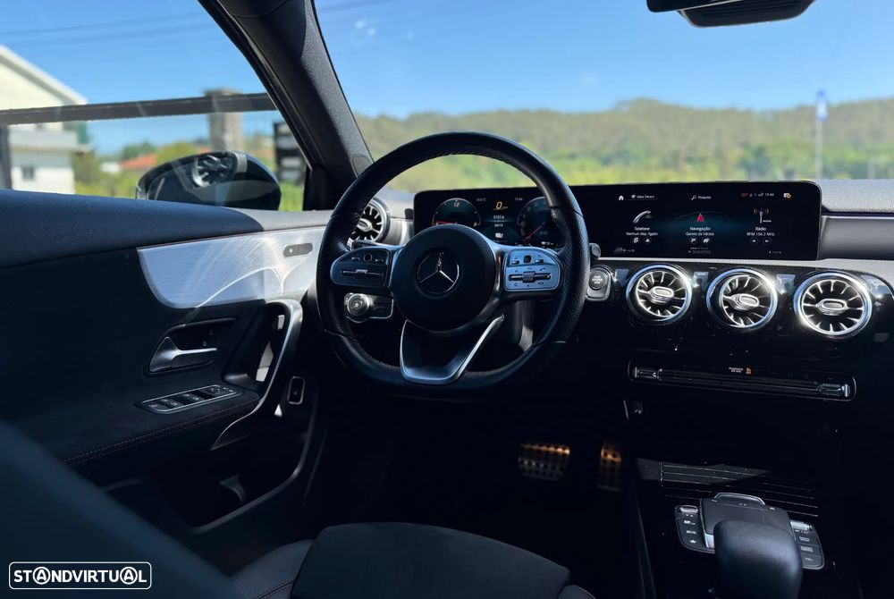 Mercedes-Benz A 250 e 8G-DCT AMG Line Advanced Plus - 28