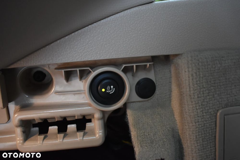 BMW Seria 3 320d xDrive Modern Line - 36