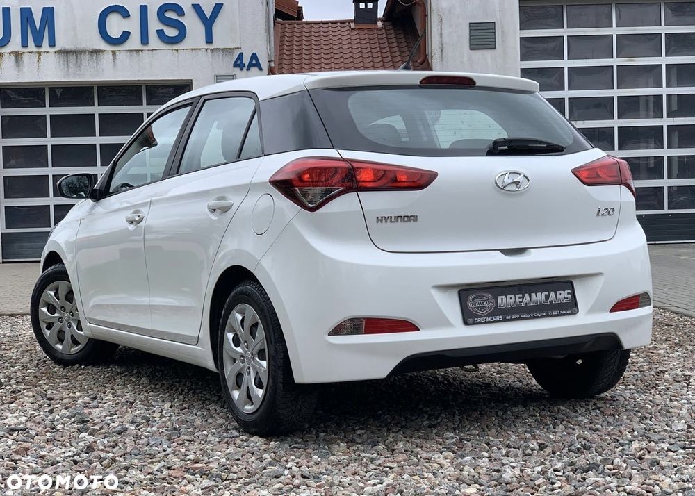 Hyundai i20 - 11