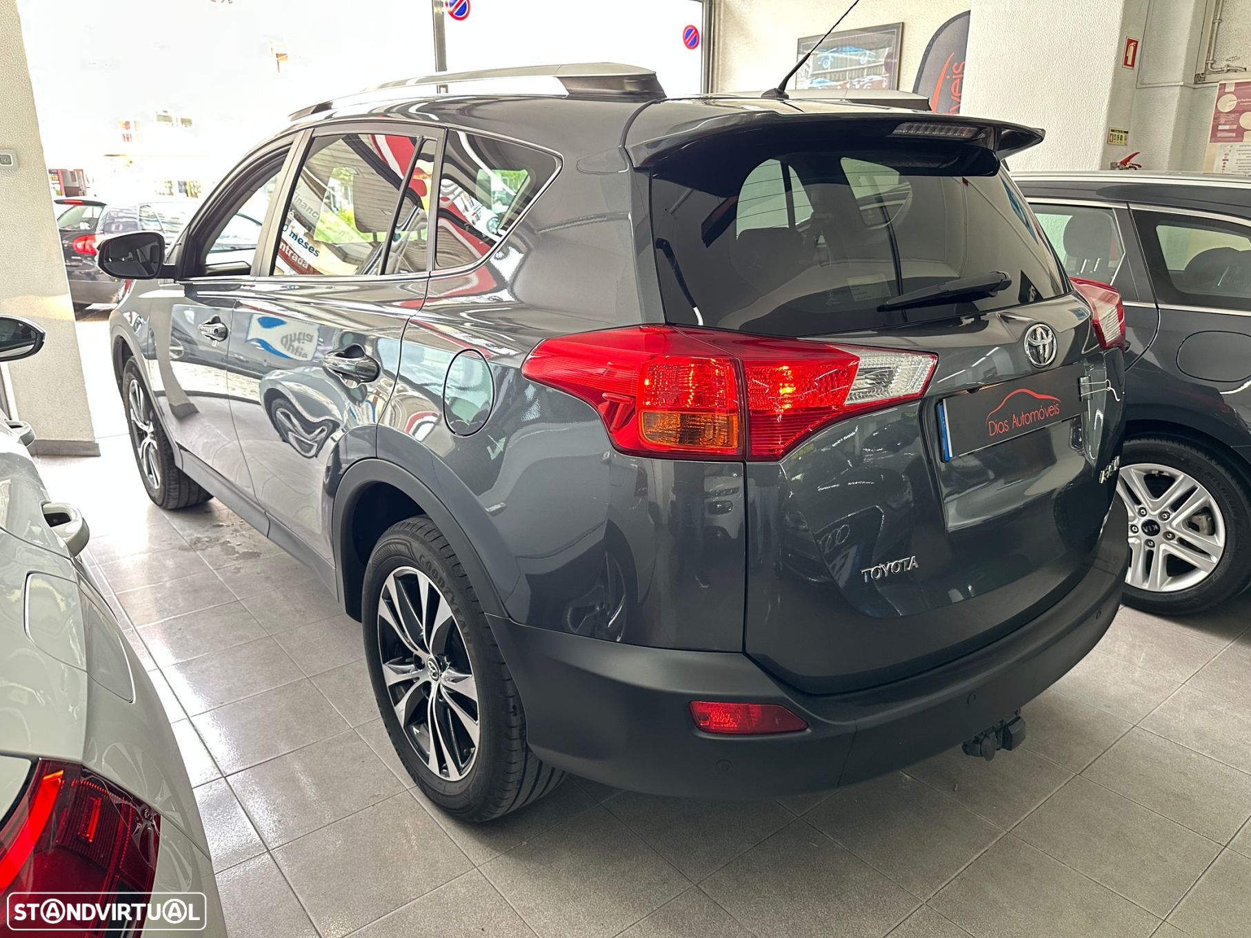 Toyota RAV4 - 7