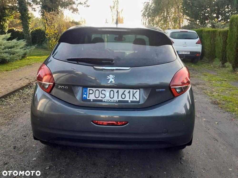 Peugeot 208 Diesel 5-Türer Style - 4
