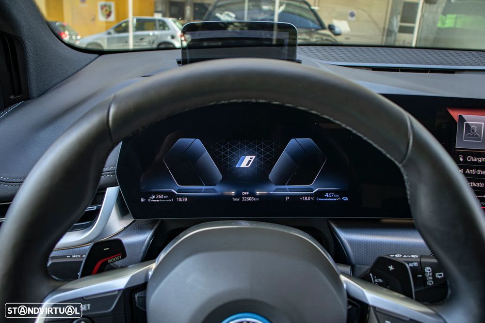 BMW 230xe Active Tourer Pack M - 16