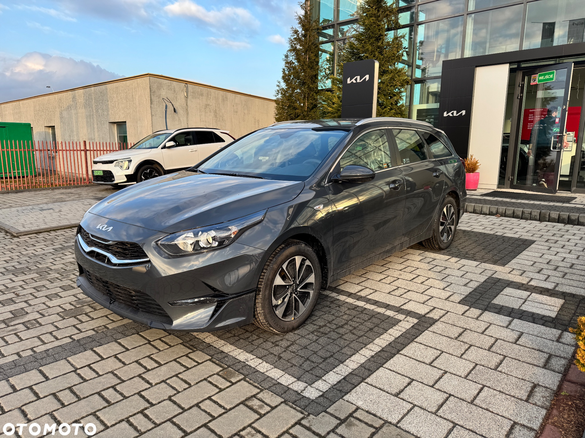 Kia Ceed 1.5 T-GDI M - 3