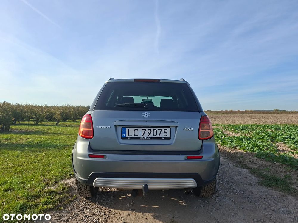 Suzuki SX4 1.9 DDiS 4WD GS / Premium - 4