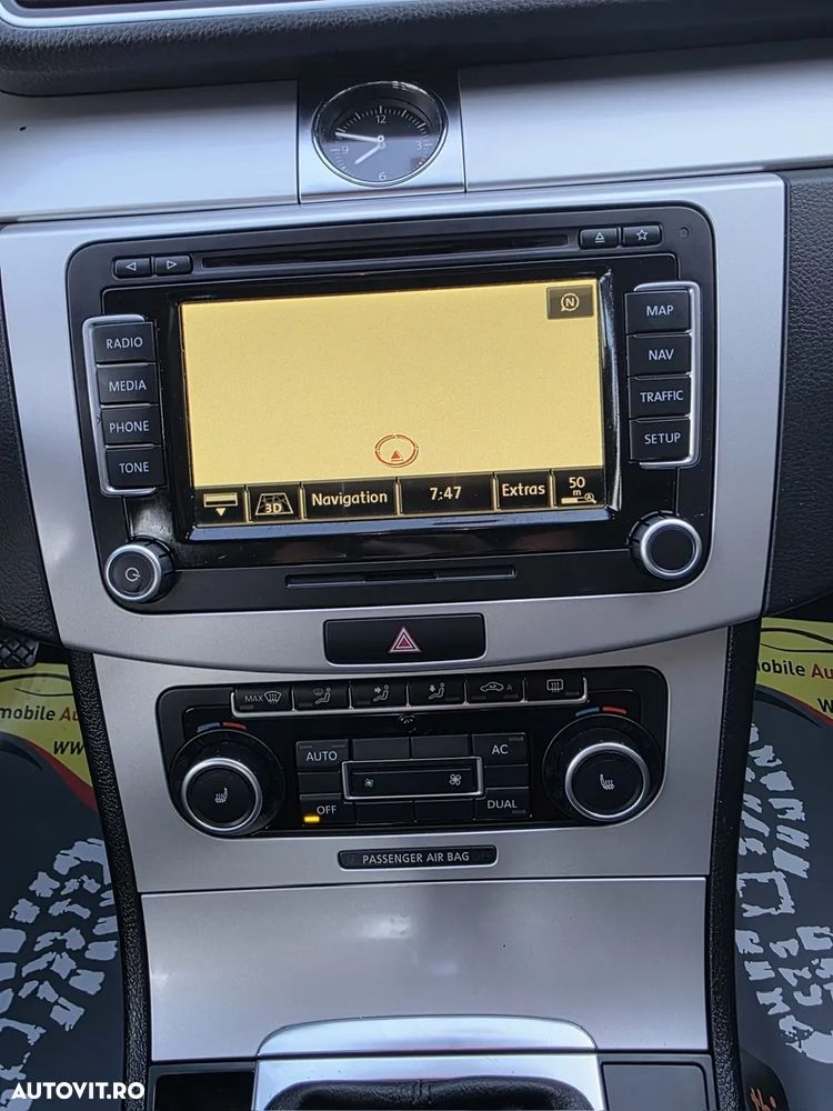 Volkswagen Passat - 10