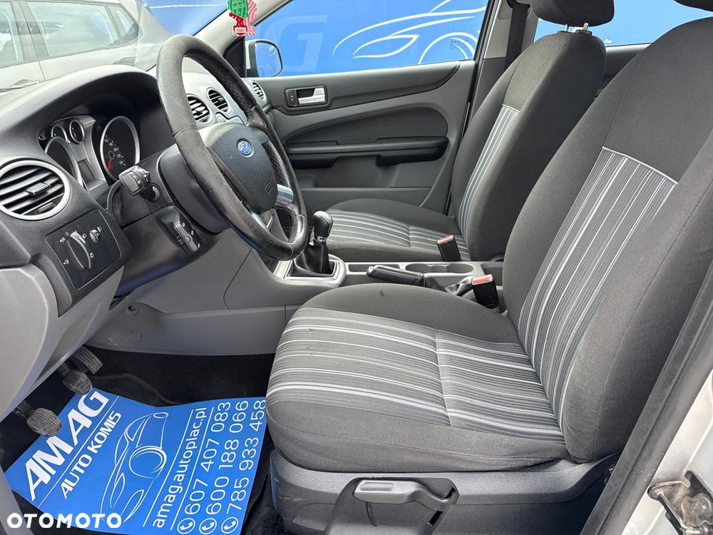 Ford Focus 1.6 Ti-VCT Style - 14