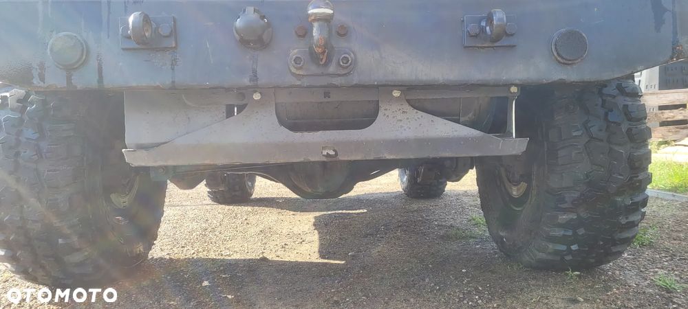 Mitsubishi Pajero - 10