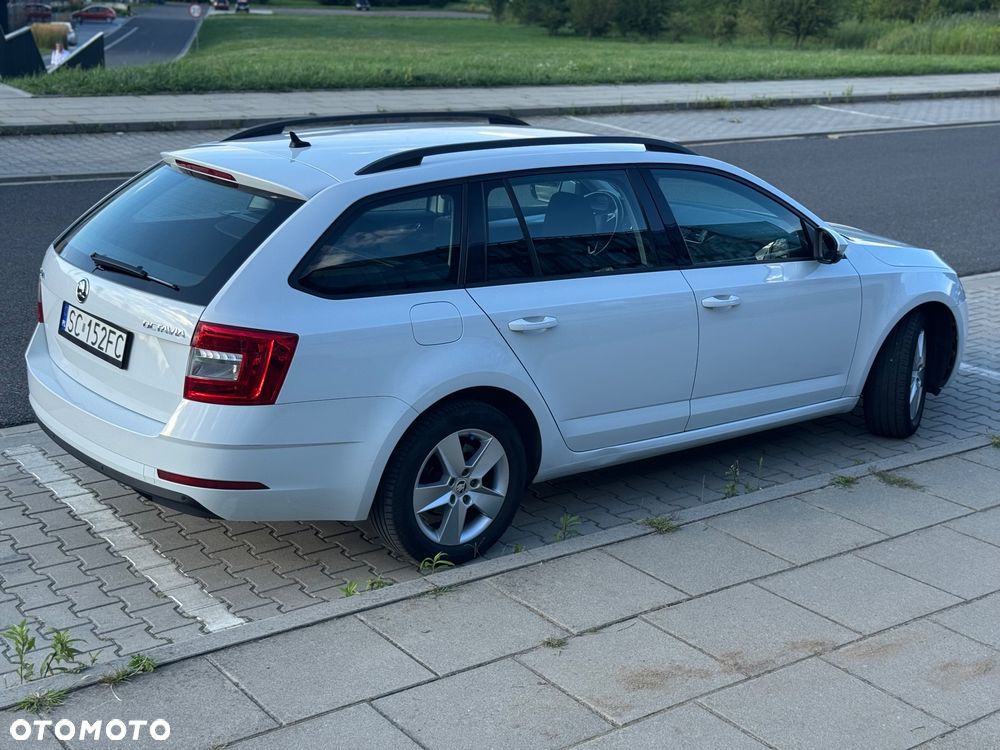 Skoda Octavia 1.6 TDI Ambition - 6