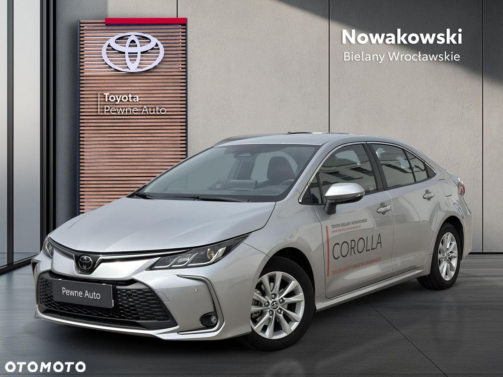 Toyota Corolla - 1