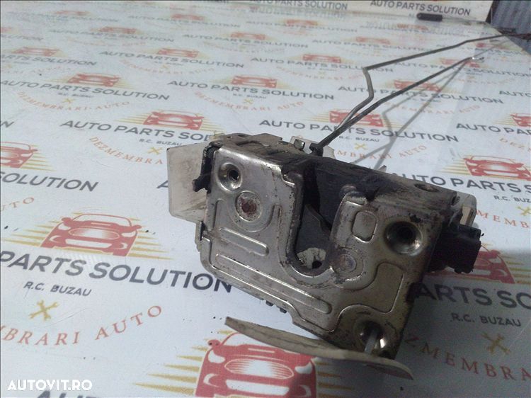 broasca usa stanga spate renault clio thalia an fabr.2010 - 1