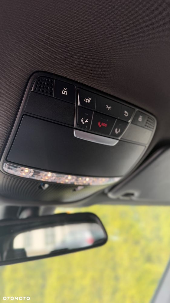 Mercedes-Benz GLC 220 d 4Matic 9G-TRONIC Exclusive - 24