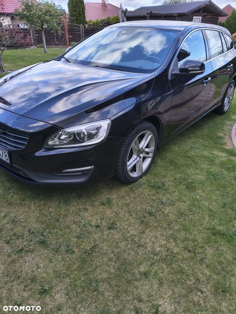 Volvo V60 2013 photo 2