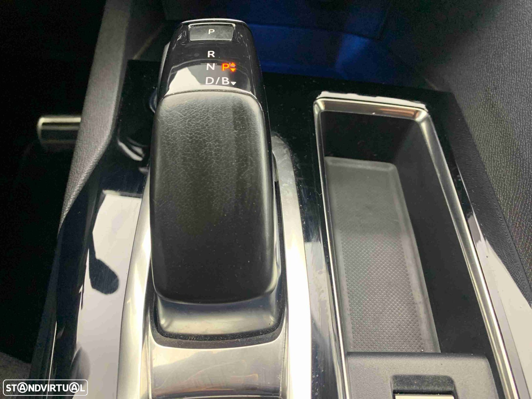 Peugeot 3008 1.6 Hybrid GT e-EAT8 - 10