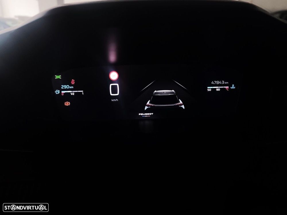 Peugeot 2008 1.2 PureTech Allure Pack - 26