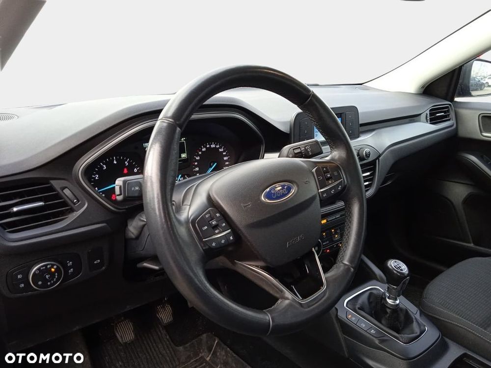 Ford Focus - 13