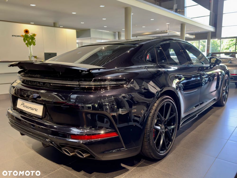 Porsche Panamera Turbo E-Hybrid PHEV - 4