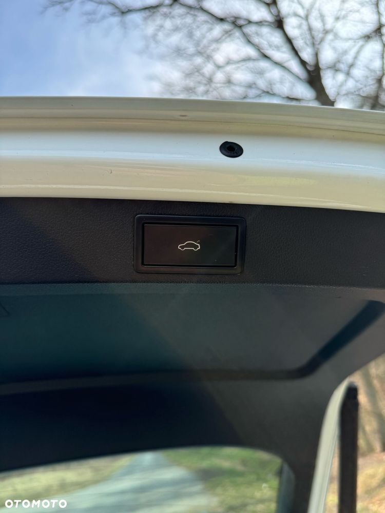 Skoda Octavia 2.0 TDI DSG Ambition - 15