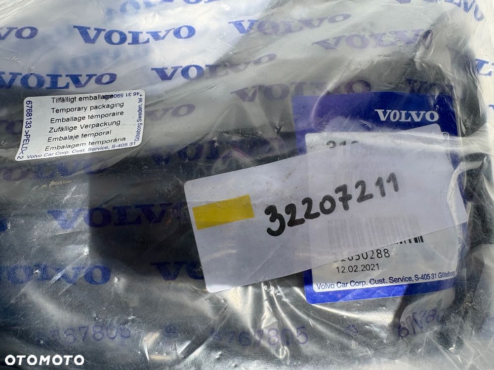 32207211 Tylne chlapacze V60 II cc 2020 - 2