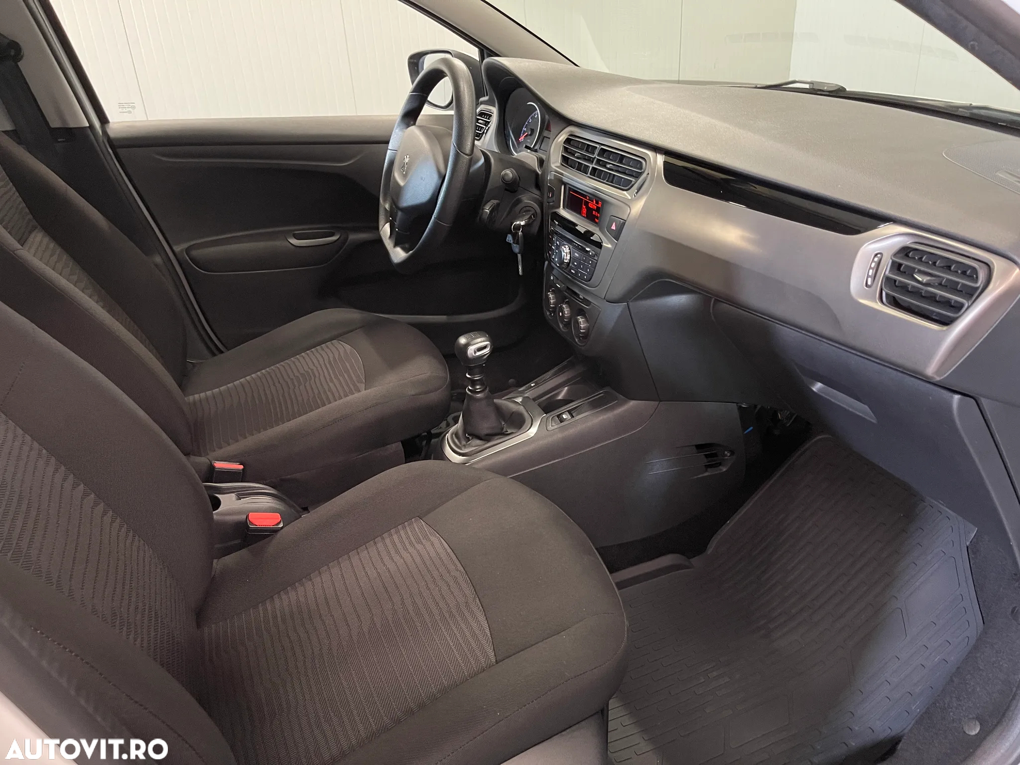 Peugeot 301 1.5 BlueHDI FAP Active - 10