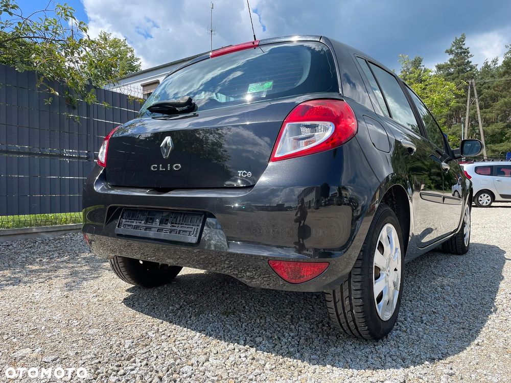 Renault Clio - 3