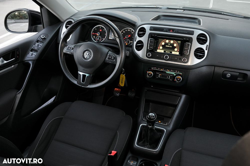 Volkswagen Tiguan 2.0 TDI DPF BlueMotion Technology Cup Sport & Style - 3