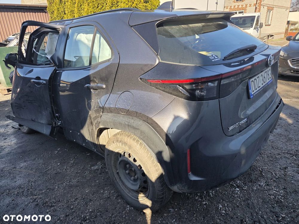 Toyota Yaris Cross Hybrid 1.5 Active - 5