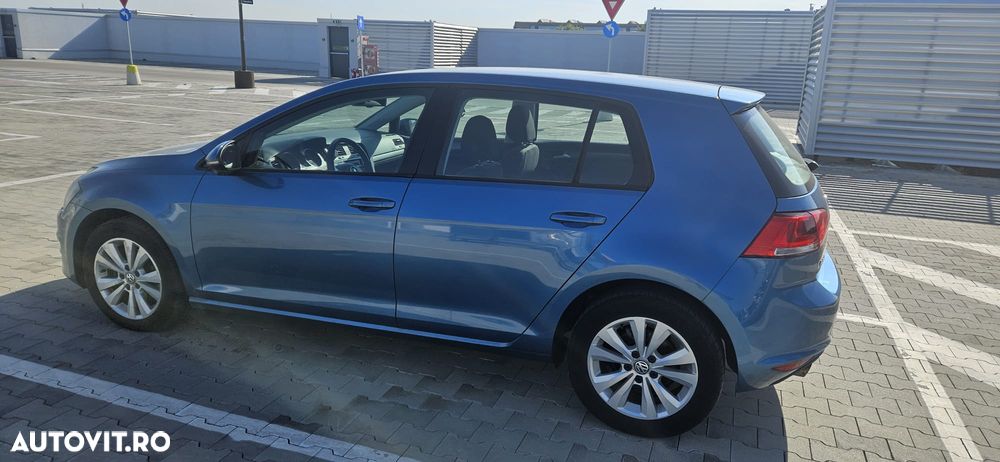 Volkswagen Golf - 4