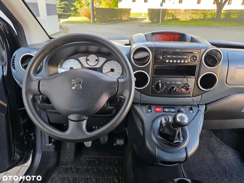 Peugeot Partner Tepee HDi FAP 110 Tendance mit Familien-Paket - 23