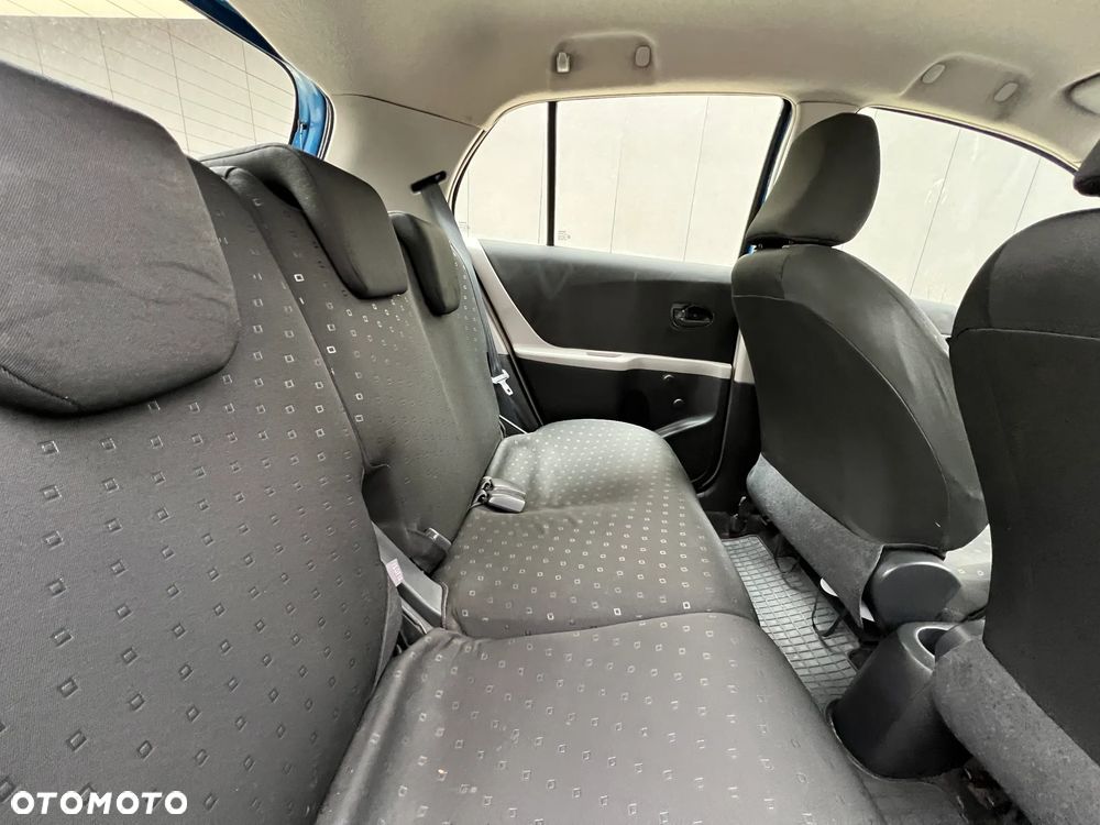 Toyota Yaris - 13