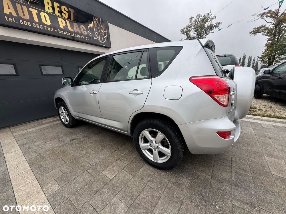 Toyota RAV4 2.0 4x4 Automatik Executive - 22