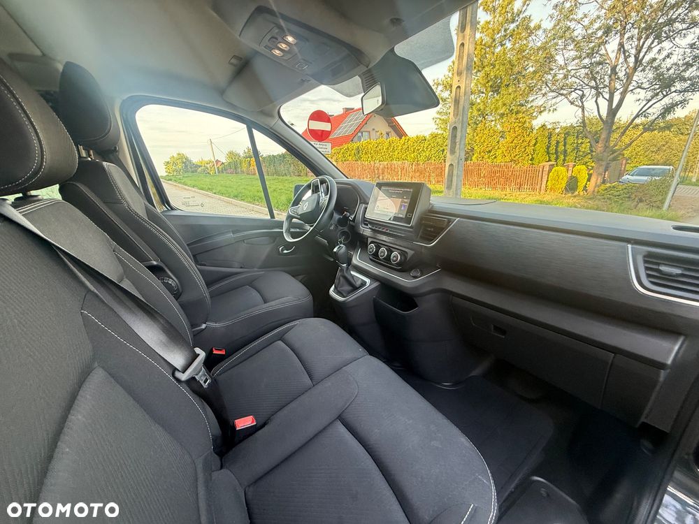 Renault Trafic - 24