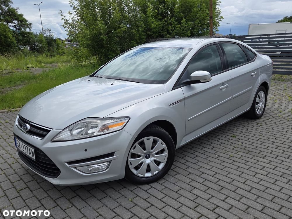 Ford Mondeo 1.6 T Ambiente - 2