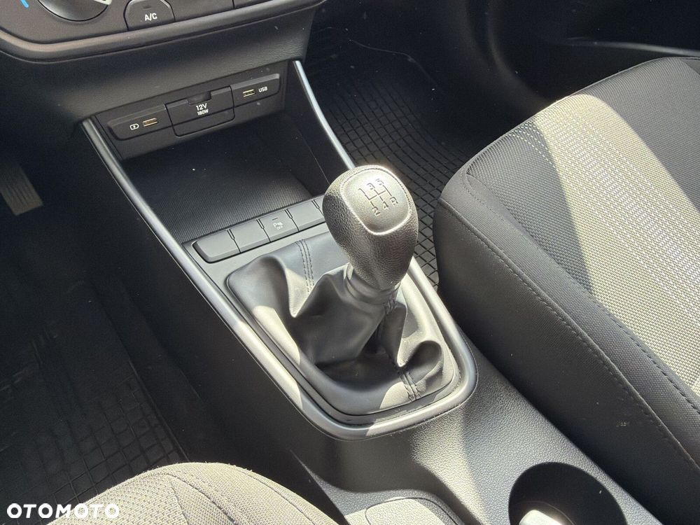 Hyundai i20 1.2 Classic Plus - 17