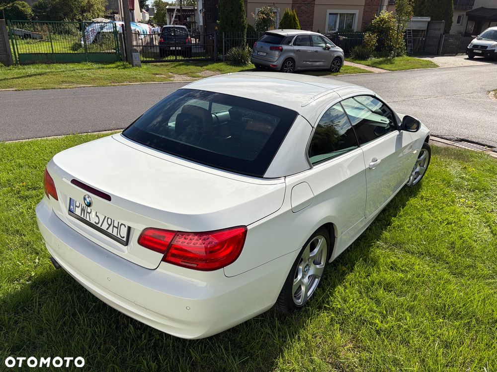 BMW Seria 3 320i Edition Exclusive - 34