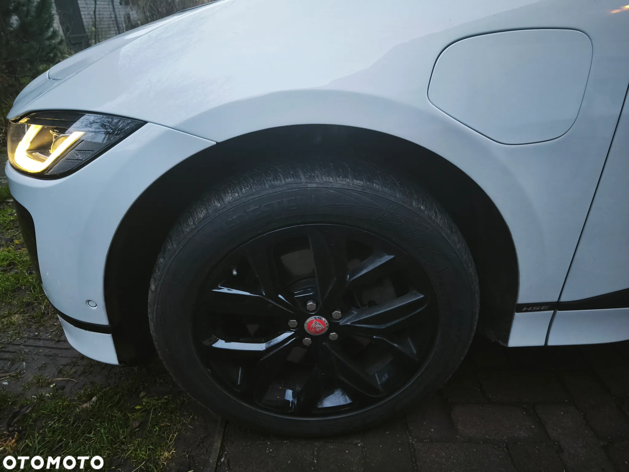 Jaguar I-Pace EV400 AWD HSE - 5