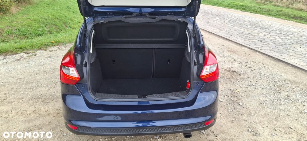 Ford Focus 1.6 EcoBoost Titanium - 24