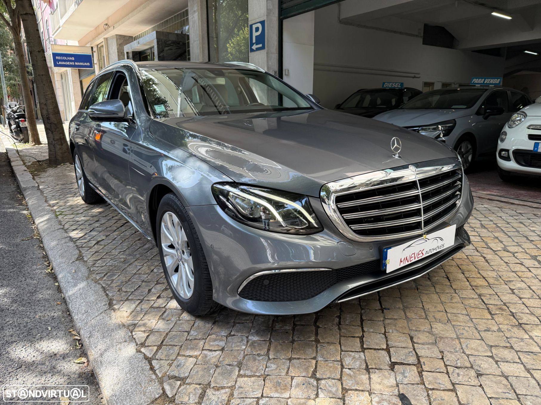 Mercedes-Benz E 220 d Exclusive - 1