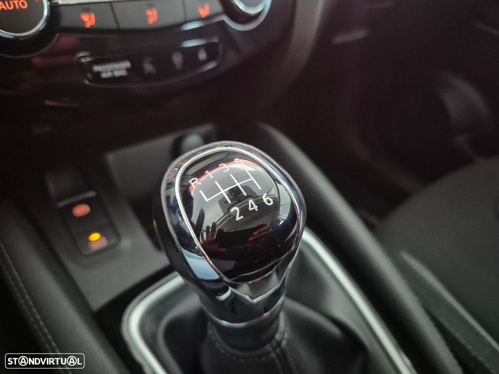 Nissan Qashqai 1.5 dCi VISIA - 9