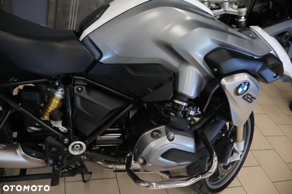 BMW R - 15
