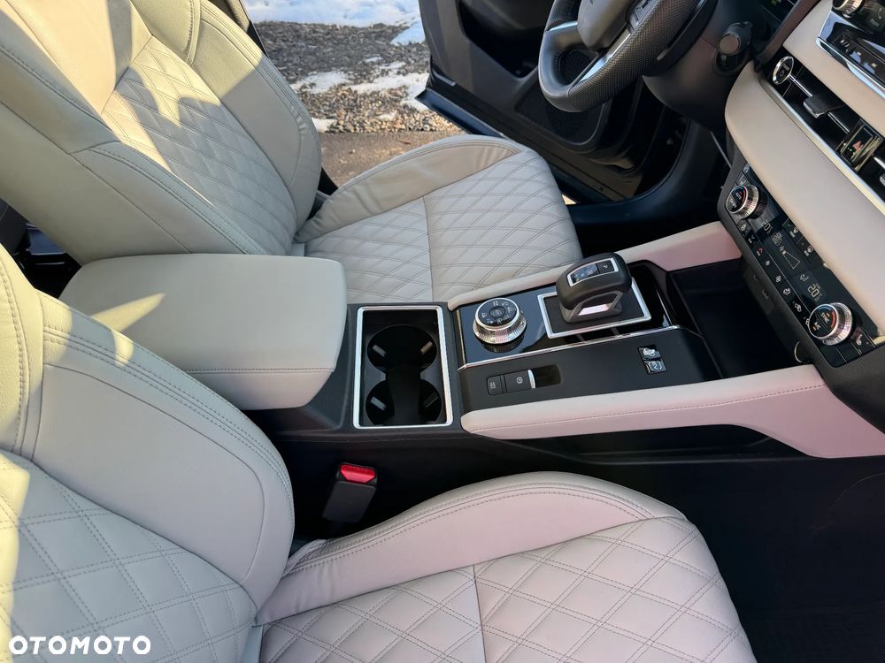 Mitsubishi Outlander 2.4 4WD Top - 15